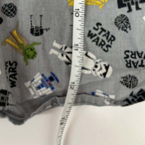 Star Wars button up shirt size 2t more like size 1 - Picture 4 of 5